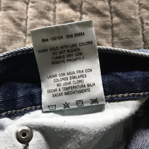 IT Brand Jean Shorts - Picture 6 of 6